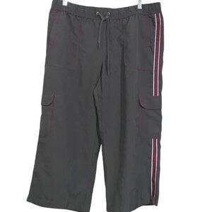 SB Active Womens Cargo Shorts L Polyester Gray Red Stripe